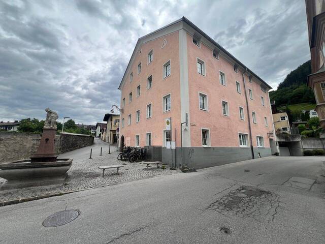 Immobilie in Schwaz - Anleger aufgepasst! 2 x 4 - Zimmerwohnungen, je ca 100 m² - Top vermietet! - Bild 0