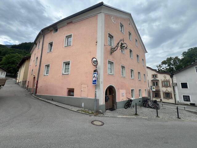 Immobilie in Schwaz - Anleger aufgepasst! 2 x 4 - Zimmerwohnungen, je ca 100 m² - Top vermietet! - Bild 1