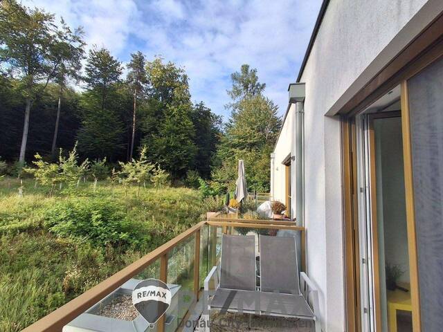 Immobilie in Ried am Riederberg - Grünblick - Balkonwohnung am Riederberg mit Parkplatz - Bild 1