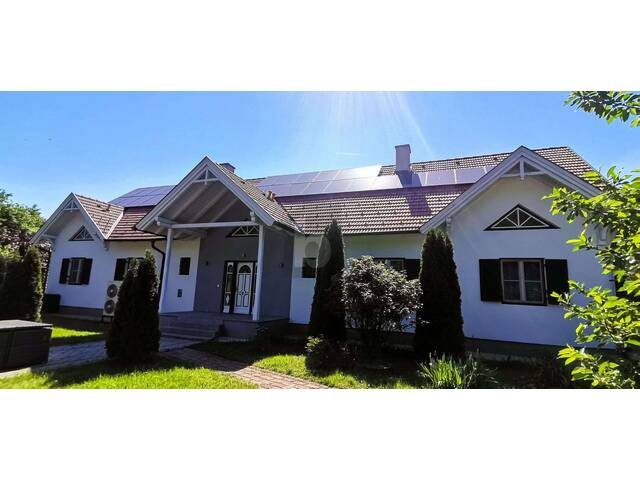 Immobilie in Götzendorf an der Leitha - GROSSZÜGIG MIT GARTEN UND AUSBAUBAREM DACHBODEN - Bild 0