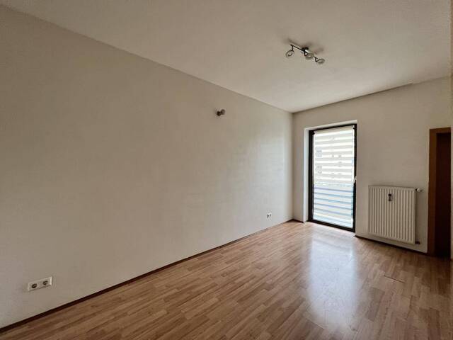 Immobilie in Graz - ++Provisionsfrei++ Vermietete Anlegerwohnung -> Graz/Lend, 3 extra Zimmer + extra Küche mit Balkon, Garage optional - Bild 3