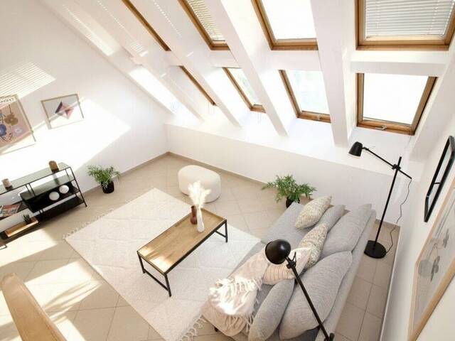 Immobilie in Leonding - Großzügige, lichtdurchflutete Dachgeschoß - Galeriewohnung für Individualisten - Bild 1