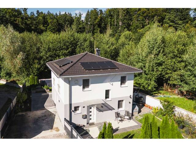 Immobilie in Bergheim - Modernes Einfamilienhaus mit sonnigem Garten in Bergheim - Bild 1