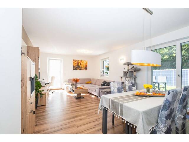 Immobilie in Bergheim - Modernes Einfamilienhaus mit sonnigem Garten in Bergheim - Bild 2