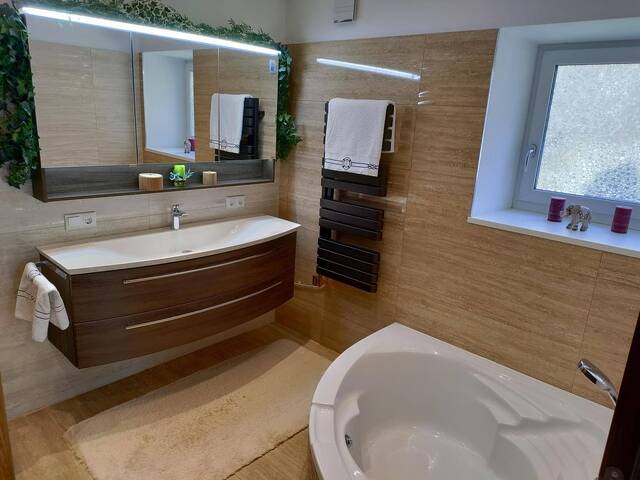 Immobilie in Erpfendorf - Helle 3-Zimmer-Maisonette mit großem Balkon & 2 Stellplätzen - Erpfendorf - Bild 4