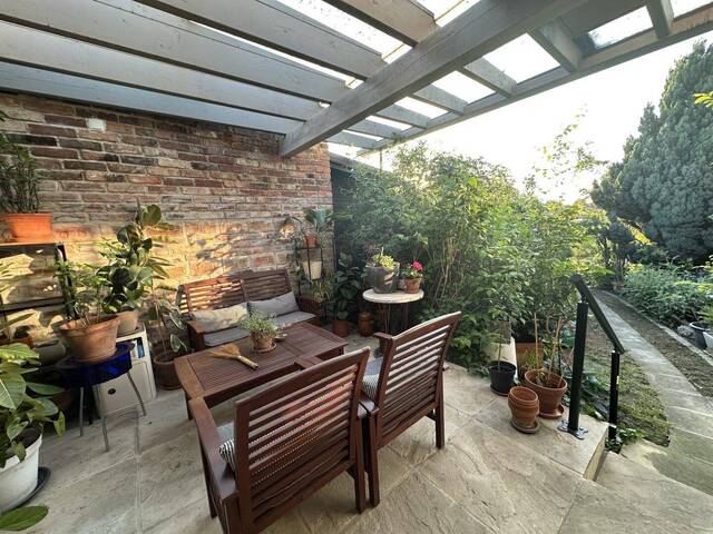 Immobilie in Steinbrunn - AM SEE LEBT ES SICH GUT! Neuwertiger Bungalow, direkt am Neufelder See IV - Bild 0