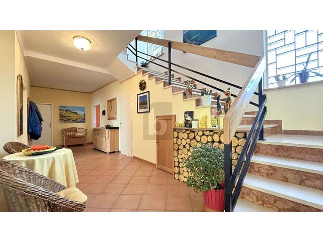 Immobilie in Weppersdorf - LIEBEVOLL GEPFLEGT MIT PANORAMATERRASSE, NEBENGEBÄUDE UND SONNIGEM XXL GARTEN - Bild 4