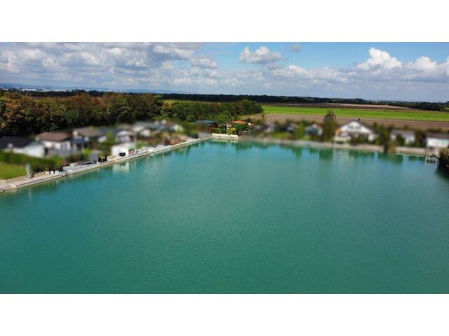 Immobilie in Guntramsdorf - Wohlfühloase Badehaus auf großem Pachtgrundstück direkt am See - nahe der Wiener Stadtgrenze - Bild 0