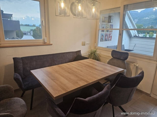 Immobilie in Hohenems - Wohnen auf zwei Ebenen - großzügige 5,5-Zimmer-Wohnung in zentraler Lage von Hohenems - Bild 3