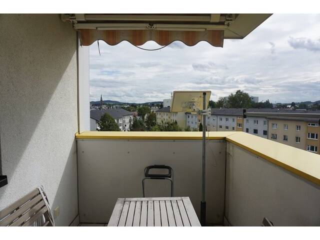 Immobilie in Ried im Innkreis - Großzügiges Platzangebot - 4-Zimmer-Wohnung mit Balkon und Einzelgarage - Bild 4