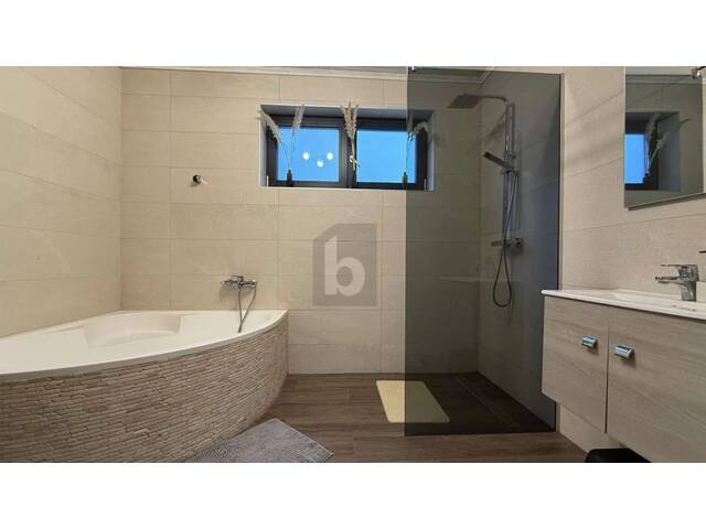 Immobilie in Liebing - IN TOP RUHELAGE MIT VOLLKELLER UND MODERNISIERTEM WOHNRAUM - Bild 4