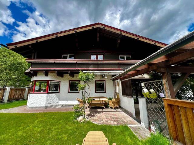 Immobilie in Neukirchen am Großvenediger - AUSSICHT, GARTEN, SONNE - IN ZENTRALER RUHELAGE! - Bild 0