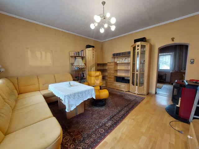 Immobilie in Kirchberg am Wagram - CHARMANTES REIHENHAUS MIT GARTEN, SANIERUNGSBEDÜRFTIG - Bild 1