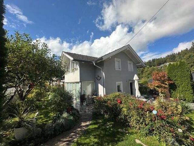 Immobilie in Köttmannsdorf - Modernes Wohnhaus in neuwertigem Zustand in herrlicher Ruhelage - Bild 0