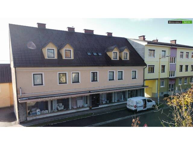Immobilie in Zeltweg - Wohn- und Geschäftshaus mit Garagen und Nebengebäude mit über 1.000 m² Nutzfläche - Bild 0