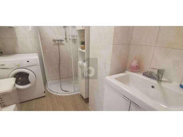 Immobilie in Breitenbrunn am Neusiedler See - TRADITIONELLES STRECKHAUS MIT UNEINSICHTIGEM GARTEN UND ZWEI GARAGEN - Bild 3