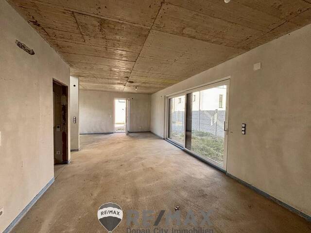 Immobilie in Deutsch-Wagram - ''Belagsfertiges EFH: Design Konzept + Fertigstellung + Küche - ZUM FIXPREIS'' - Bild 2