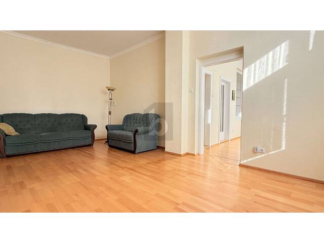 Immobilie in Kobersdorf - STILVOLL, ELEGANTES WOHNHAUS MIT LIEBEVOLL GEPFLEGTEM GARTEN - Bild 3