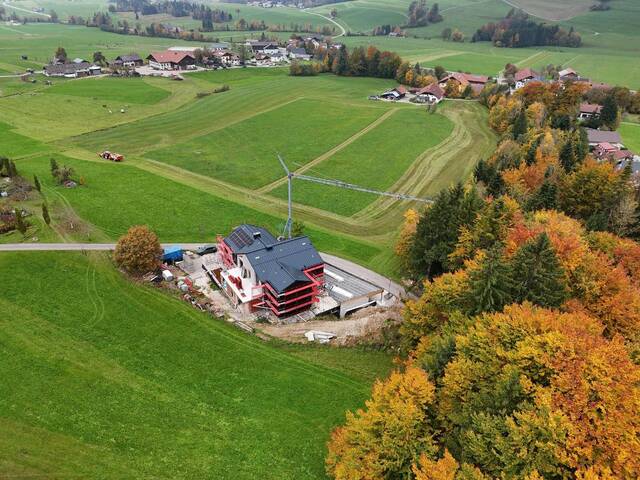 Immobilie in Oberwang - HIER MÖCHTEST DU WOHNEN - PENTHOUSE IM NATURPARADIES MIT ZWEITWOHNSITZMÖGLICHKEIT - Bild 3