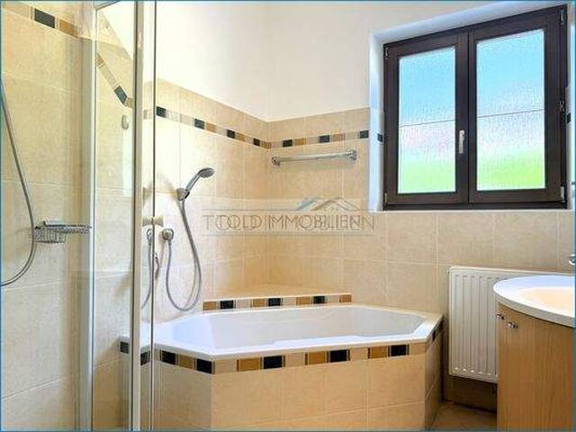 Immobilie in Kötschach-Mauthen - Wohnhaus mit 2 Wohneinheiten / Mehrfamilienhaus / Ferienhaus - Bild 4