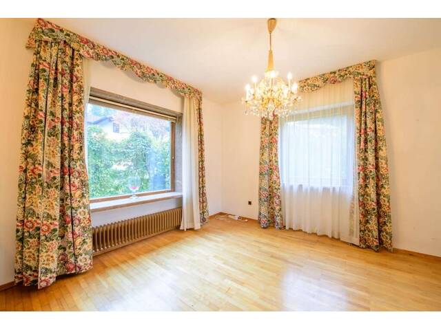 Immobilie in Bad Ischl - Herrschaftliche Liegenschaft mit großem Potenzial in absoluter Ruhelage - Bild 2