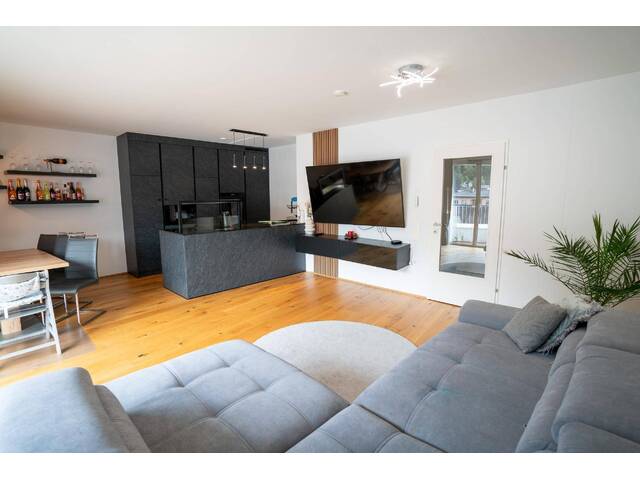 Immobilie in Bischofshofen - EXKLUSIVE 4-ZIMMERWOHNUNG IM ZENTRUM VON BISCHOFSHOFEN - Bild 1