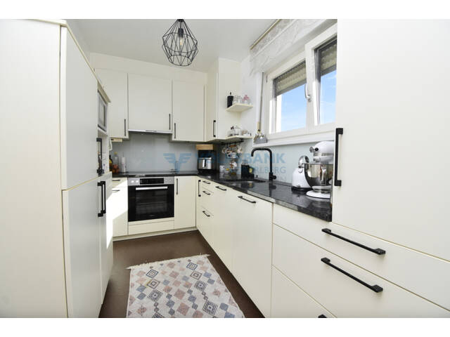 Immobilie in Hohenems - Toll aufgeteilte und lichtdurchflutete Wohnung in Hohenems! - Bild 2