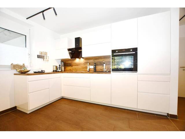 Immobilie in Palting - Neuwertige 4-Zimmer-Garten-Maisonette mit großzügigem Garten und hochwertiger Ausstattung - Bild 3