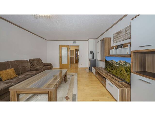 Immobilie in Kirchberg in Tirol - Großzügige Gartenwohnung in zentraler Ruhelage - Bild 2