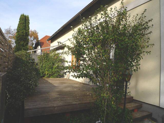 Immobilie in Höflein an der Donau - Höflein an der Donau - Doppelhaushälfte mit schönem Gemeinschaftsgarten! - Bild 0