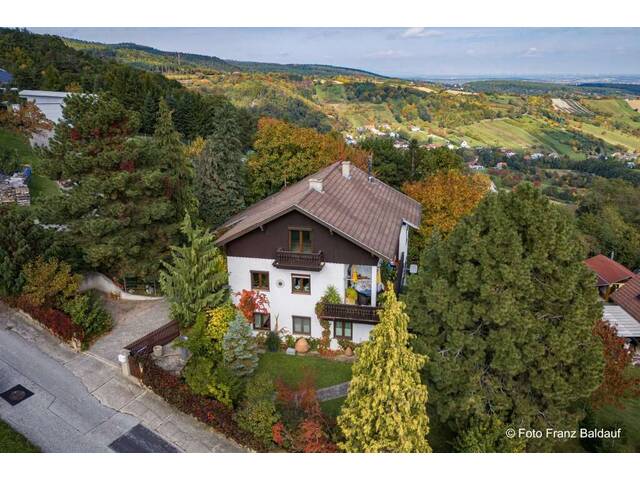Immobilie in Forchtenstein - Wohnen mit Aussicht - Gepflegtes Mehrfamilienhaus in Forchtenstein! - Bild 1