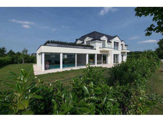 Immobilie in Oberwaltersdorf - Luxusvilla mit Indoor-Pool im exklusiven FONTANA Wohnpark - Bild 0