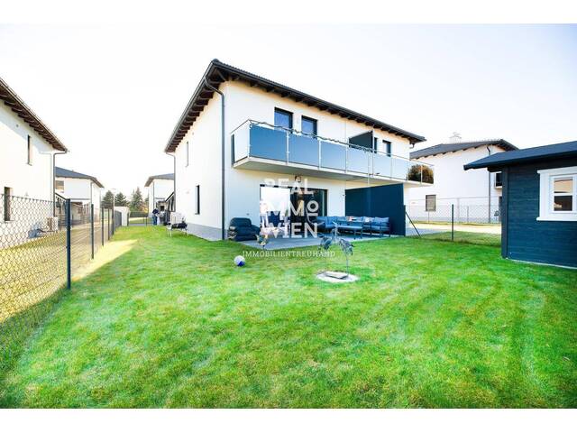 Immobilie in Wöllersdorf - #DOPPELHAUSHÄLFTE BEI WIENER NEUSTADT LAND!! ERSTBEZUG!! TRAUMHAUS WARTET AUF SIE!! 360°- 3D Besichtigung!!!# - Bild 0