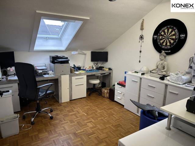 Immobilie in Seeham - Wohnen. Arbeiten. Leben am See. Seltene Gelegenheit in Seeham – Liegenschaft mit Gewerbe - und Wohneinheit nur 1 Minute vom See entfernt - Bild 2