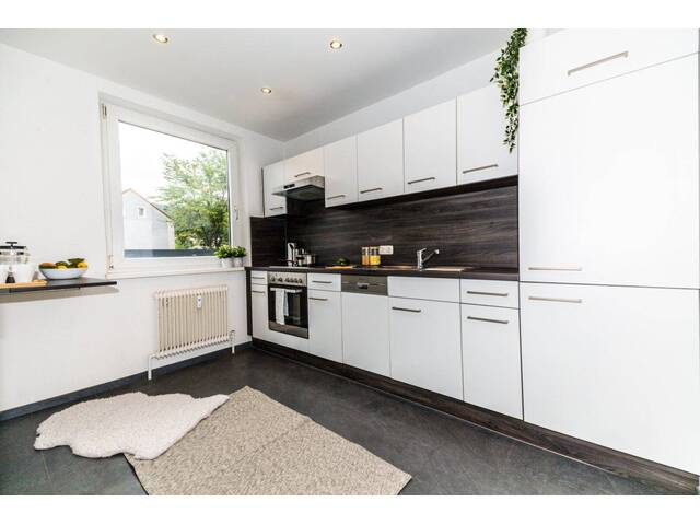 Immobilie in Leoben - LOGGIA I HELLE RÄUME I RUHELAGE I LIFT I ZENTRALE LAGE I EINBAUKÜCHE I FAMILIENFREUNDLICH I PROJEKT WOHNEN I - Bild 2