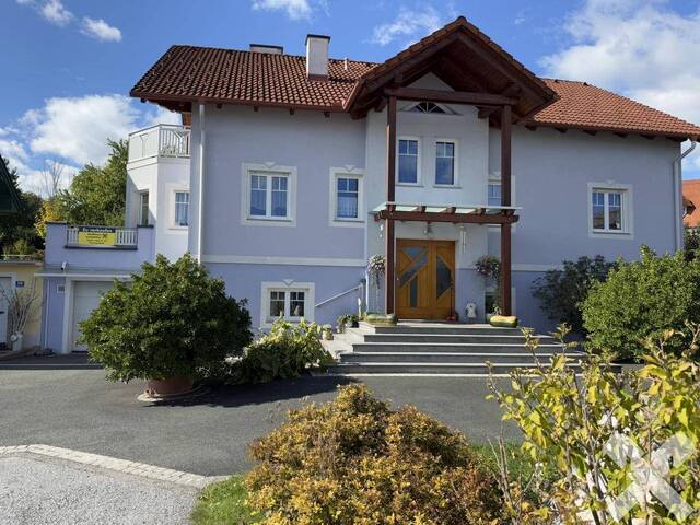 Immobilie in Rohrbach an der Lafnitz - Liebevoll gepflegtes Einfamilienhaus mit eigenem Brunnen und Infrarotsauna in Rohrbach a.d. Lafnitz - Bild 1