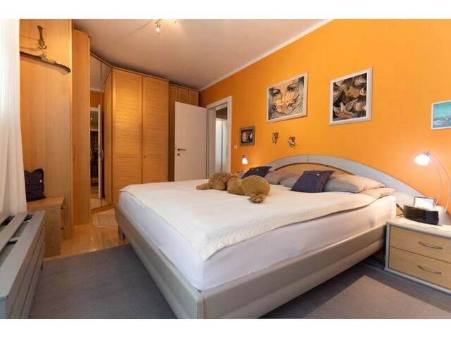 Immobilie in Arzl - Traumhaft geräumige Familienwohnung mit Weitblick in Innsbruck-Arzl - Bild 0