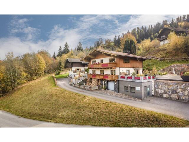 Immobilie in Taxenbach - Charmantes Landhaus in traumhafter Panoramalage - Bild 0