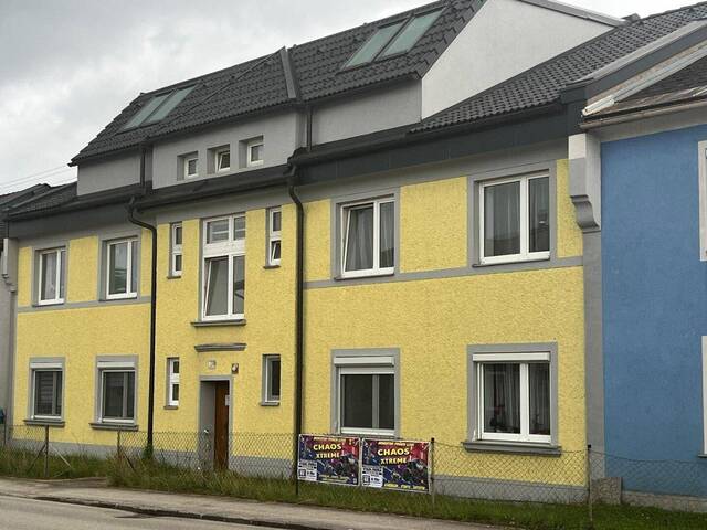 Immobilie in Lambach - Moderne Etagenwohnung im Zentrum von Lambach: 97m², Garten ca. 24 m2, Autostellplatz - Bild 0