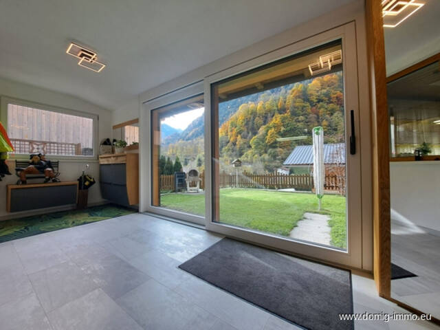 Immobilie in St. Gallenkirch - Schöne 3-Zimmer-Wohnung mit Wintergarten und Grünfläche in sonniger Ruhelage von St. Gallenkirch - Bild 2