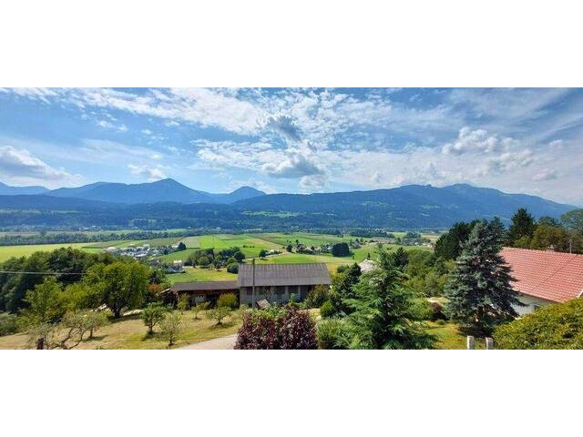 Immobilie in Ferndorf - Ein Zuhause mit Platz, Aussicht und vielen Möglichkeiten - Bild 0