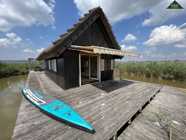 Immobilie in Breitenbrunn am Neusiedler See - EIN TRAUM - ALLEINRUHELAGE - UNEINSEHBAR - IM NEUSIEDLER SEE - AUF PACHTGRUND MIT YACHTHAFEN BOOTSANLEGEPLATZ - Bild 0