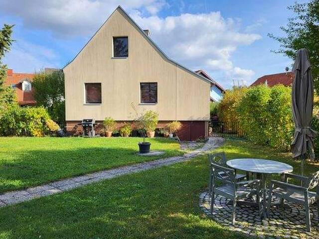 Immobilie in Achau - NEUER PREIS! GEMÜTLICHES EINFAMILIENHAUS IN RUHIGER SIEDLUNGSLAGE - Bild 0