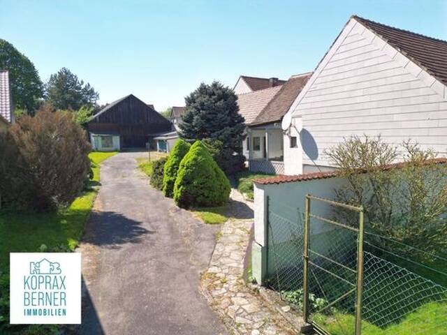 Immobilie in Wolfpassing an der Hochleithen - Wohnen im Grünen: Einfamilienhaus mit viel Potential - Bild 1