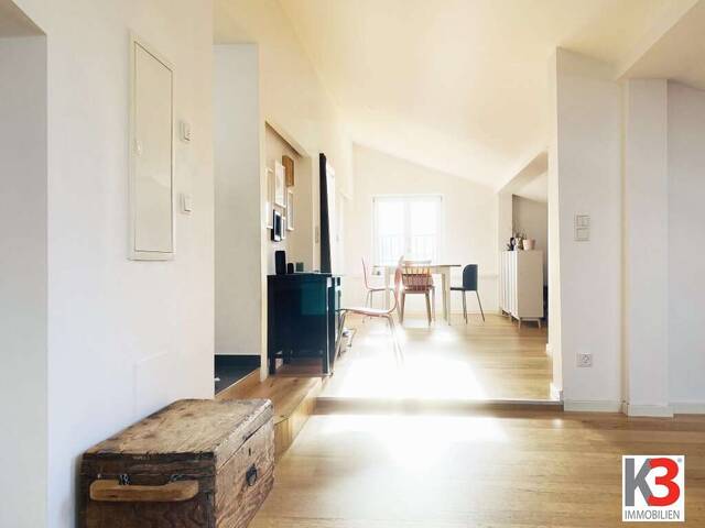 Immobilie in Hallein - K3 - Helle Loftwohnung INKLUSIVE CA. 20 m² GROSSER ÜBERDACHTER TERRASSE! Wohnen über den Dächern der HALLEINER ALTSTADT! - Bild 0