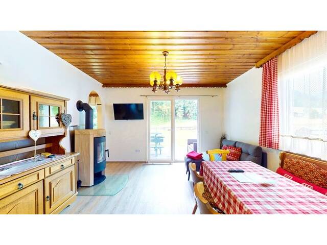 Immobilie in Ferlach - Elegantes Ferienhaus / Chalet im Bodental - sofortige Einnahmemöglichkeit - Bild 2