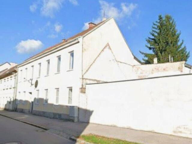 Immobilie in Neunkirchen - Packet von 4 Eigentumswohnungen zu verkaufen - Bild 2