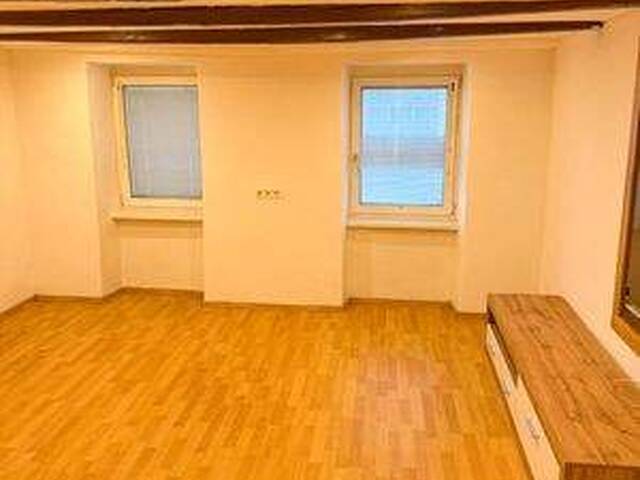 Immobilie in Fallbach - NEUER TOP KAUF-PREIS! € 59.000,- In Loosdorf, 15 Kilometer von Mistelbach, kleines Wohnhaus zum Verkauf - Bild 2