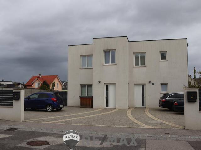 Immobilie in Wiener Neustadt - Ein- oder Zweifamilienhaus! - Bild 0
