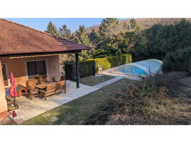 Immobilie in Hainburg an der Donau - Hainburg an der Donau: Geräumiges Wohnhaus in Ruhelage mit Fernblick - ca. 1.660m² Garten, 2 Terrassen, Pool und Garage!!! - Bild 1